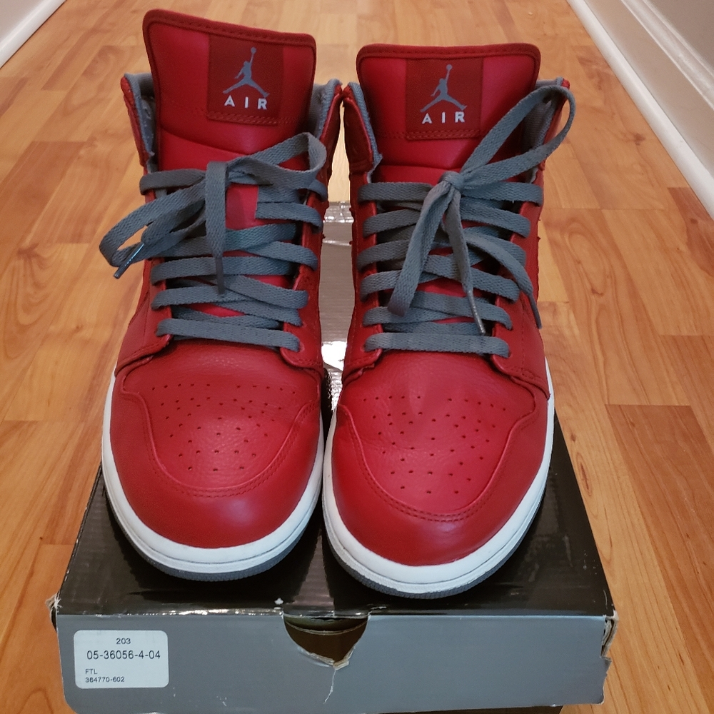 Air Jordan 1 PHAT